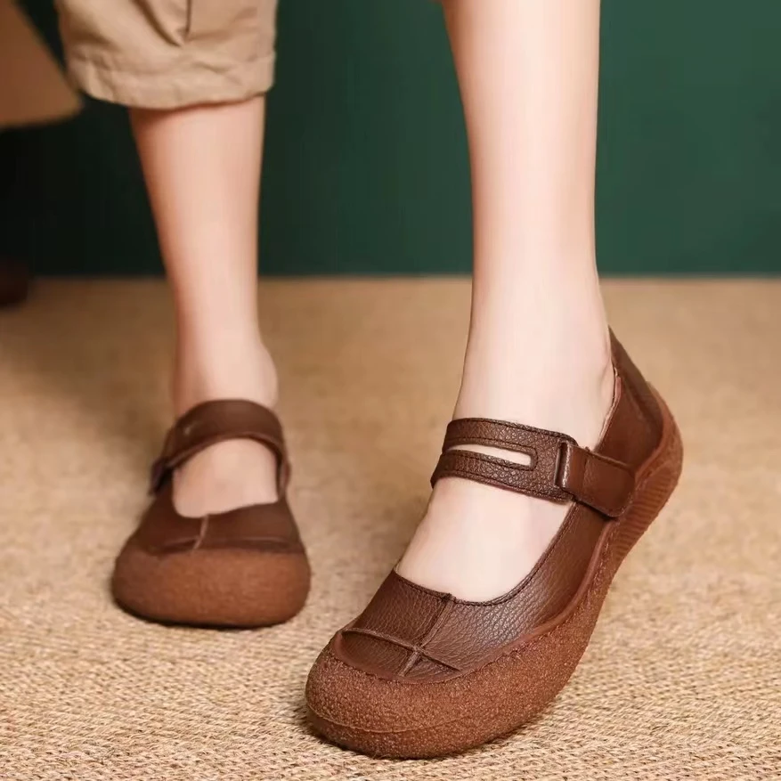 厂家直销里外全皮妈妈鞋2024秋季新款牛筋软底防滑真皮复古平底