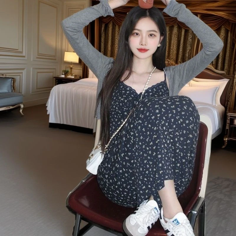 早春穿搭一整套女装韩版碎花连衣裙女夏季显瘦吊带裙子洋气长裙