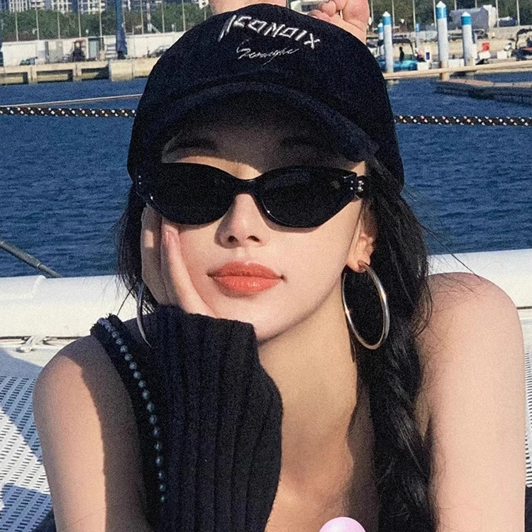 黑色框墨镜女款女士窄框猫眼gm太阳镜防紫外线网红眼镜大脸眼镜女