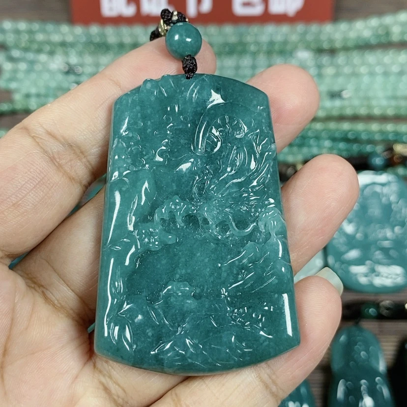 【闪购商品】翡翠颈饰未镶嵌越*…玉吊坠