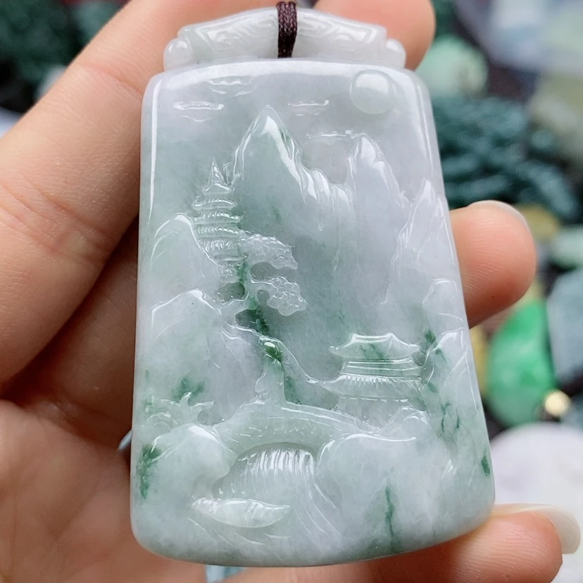 【闪购商品】翡翠颈饰未镶嵌初*