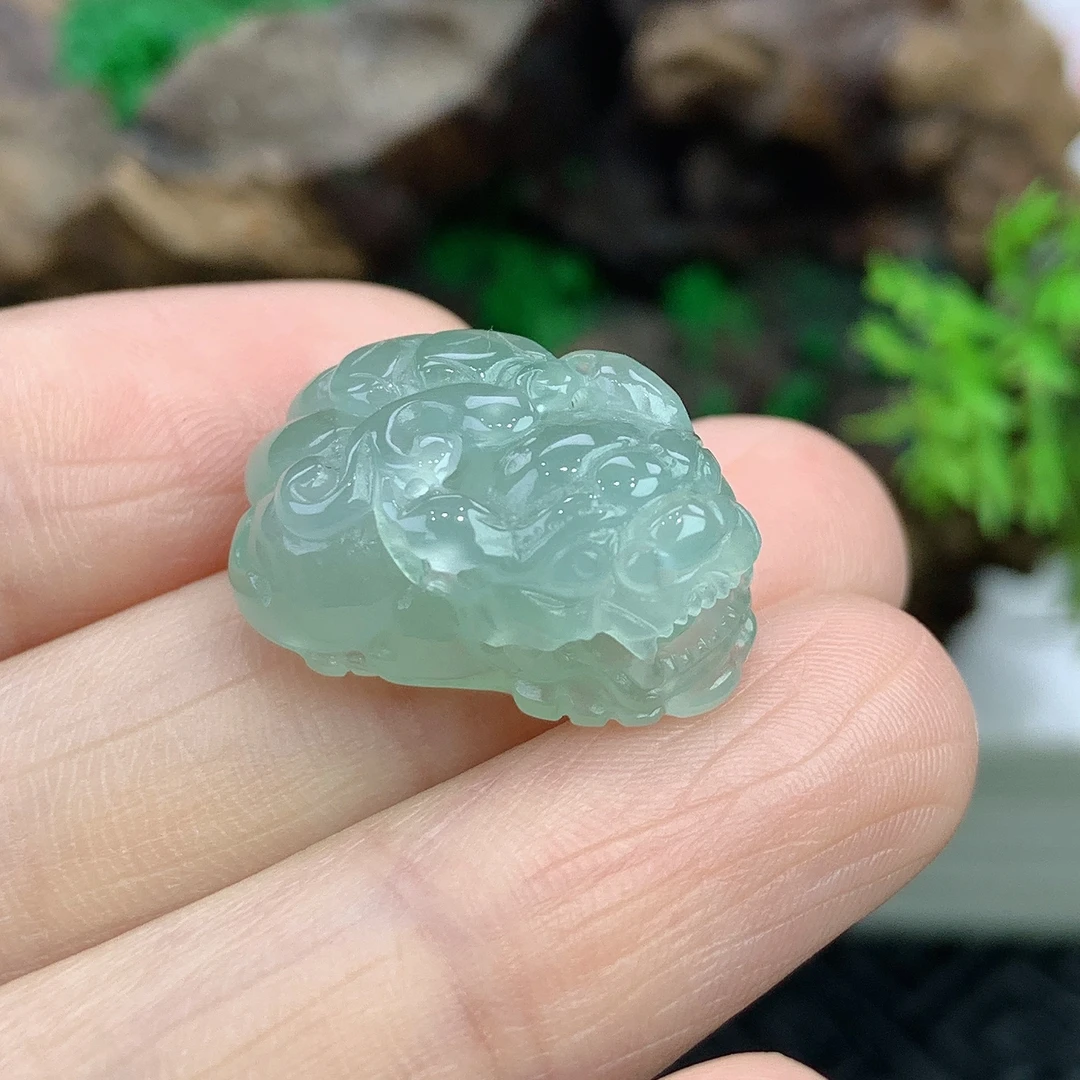 天然缅甸A货翡翠口含珠冰晴绿貔貅小吊坠，尺寸20.3-14.4-9.2mm