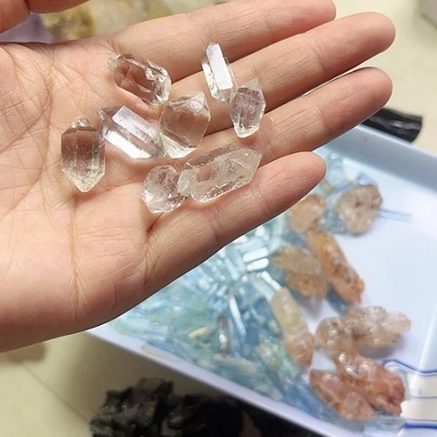 水晶天然水晶原石未镶嵌清**a