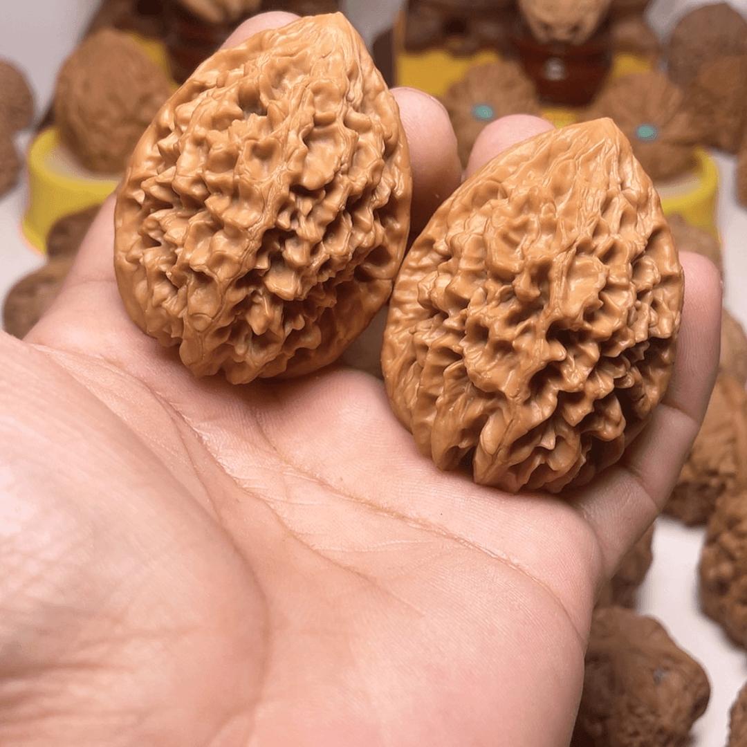 【闪购商品】文玩核桃吊坠科***鼠