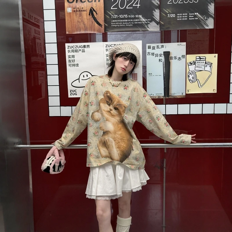 【丫丫碎花猫咪T恤】2024冬季新款复古印花闪粉刺绣宽松长袖T恤