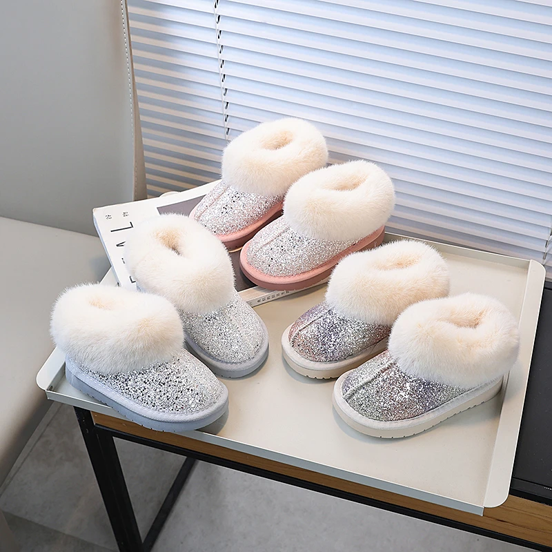 女童防滑雪地靴儿童加绒加厚棉鞋2024冬季新款女宝保暖童靴软底