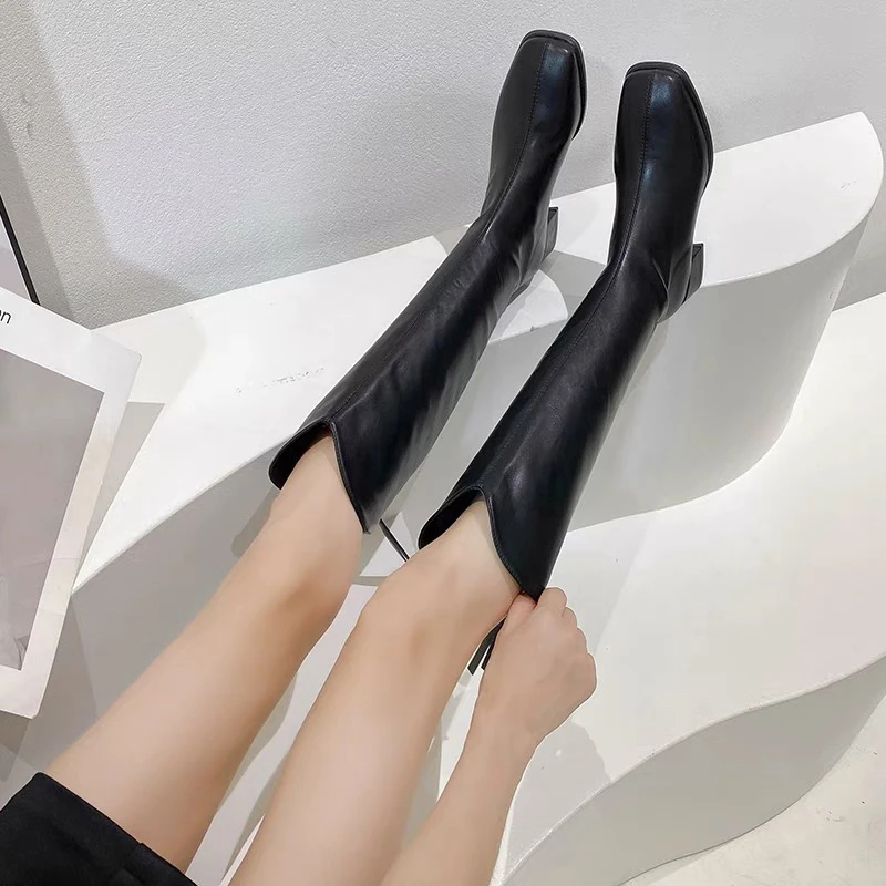 910高筒靴女秋冬款粗跟V口显瘦长筒靴百搭英伦风方头不过膝靴A11