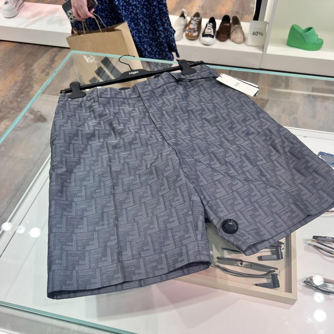 FENDI/芬迪男短裤