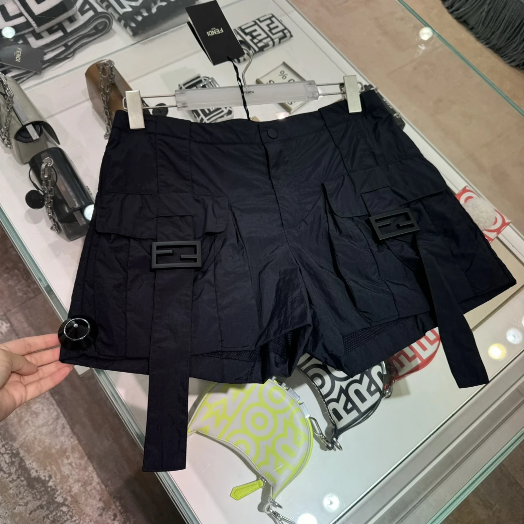 FENDI/芬迪女士尼龙 短裤