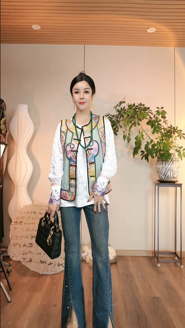 【卿颜】马甲新国风服饰美学空间秀色牡丹女春五行穿搭李唐女装工厂