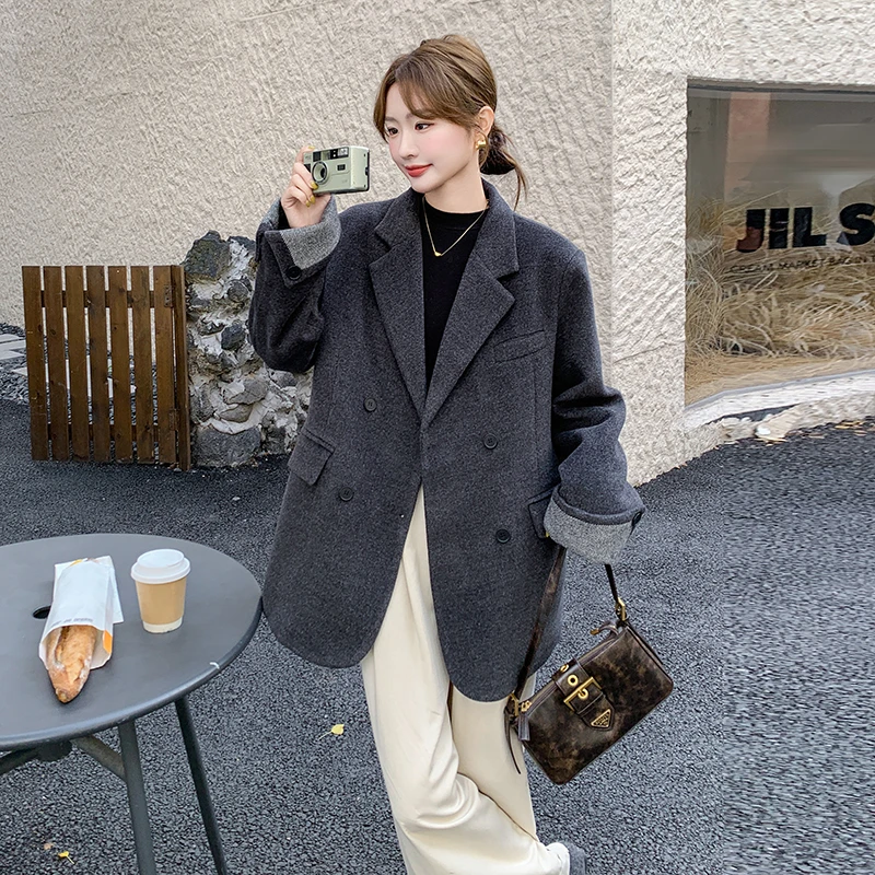 深灰色西装羽绒服女2024冬季新款轻奢韩剧女主白鸭绒内胆西服外套