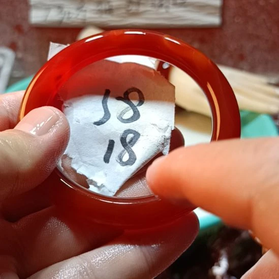 玛瑙/玉髓手镯未镶嵌