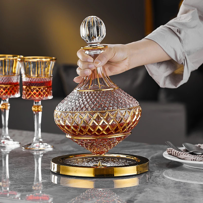 轻奢家用水晶玻璃醒酒器酒樽葡萄酒旋转醒酒器家用带盖高档醒酒瓶