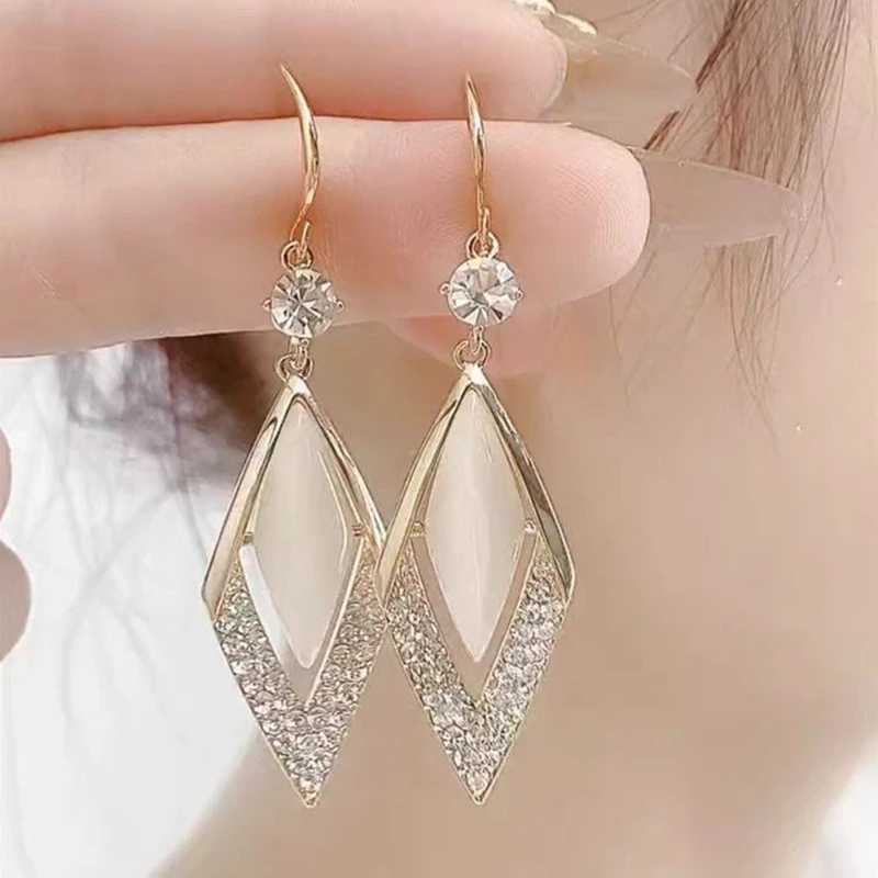 KaiMei Gong 锌合金玻璃耳饰 几何菱形时尚耳环长款气质耳坠耳饰