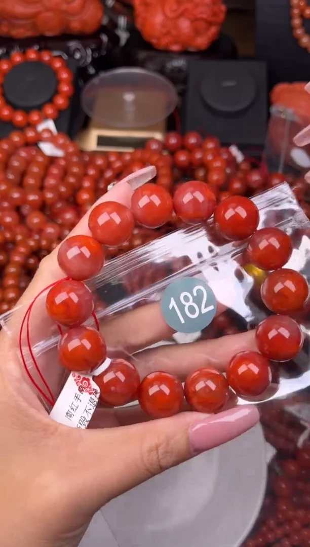 【闪购商品】南红玛瑙珠宝奇石未镶嵌182-16