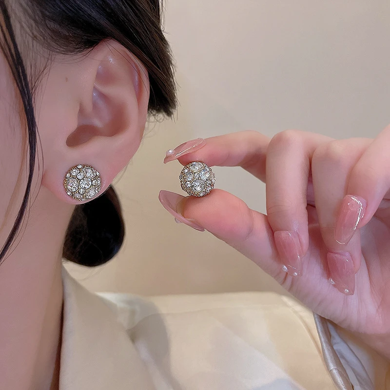 铜合金耳饰 气质无耳洞磁吸耳夹女新款小众设计感耳骨夹爆款耳环