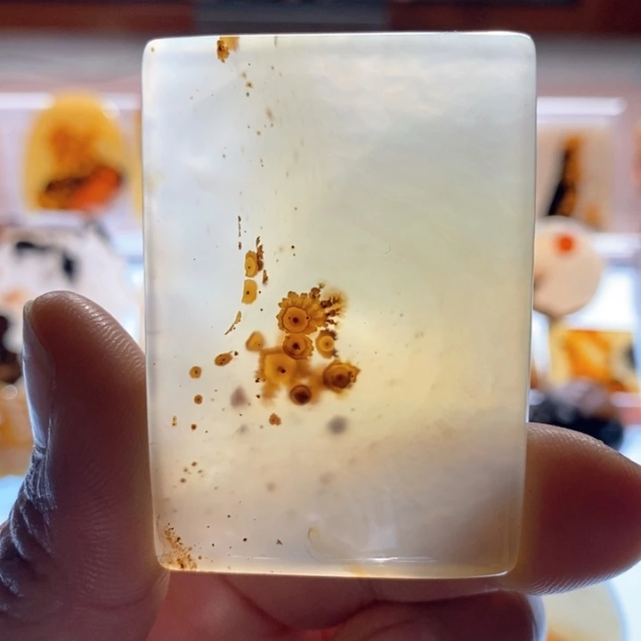 玛瑙/玉髓颈饰未镶嵌