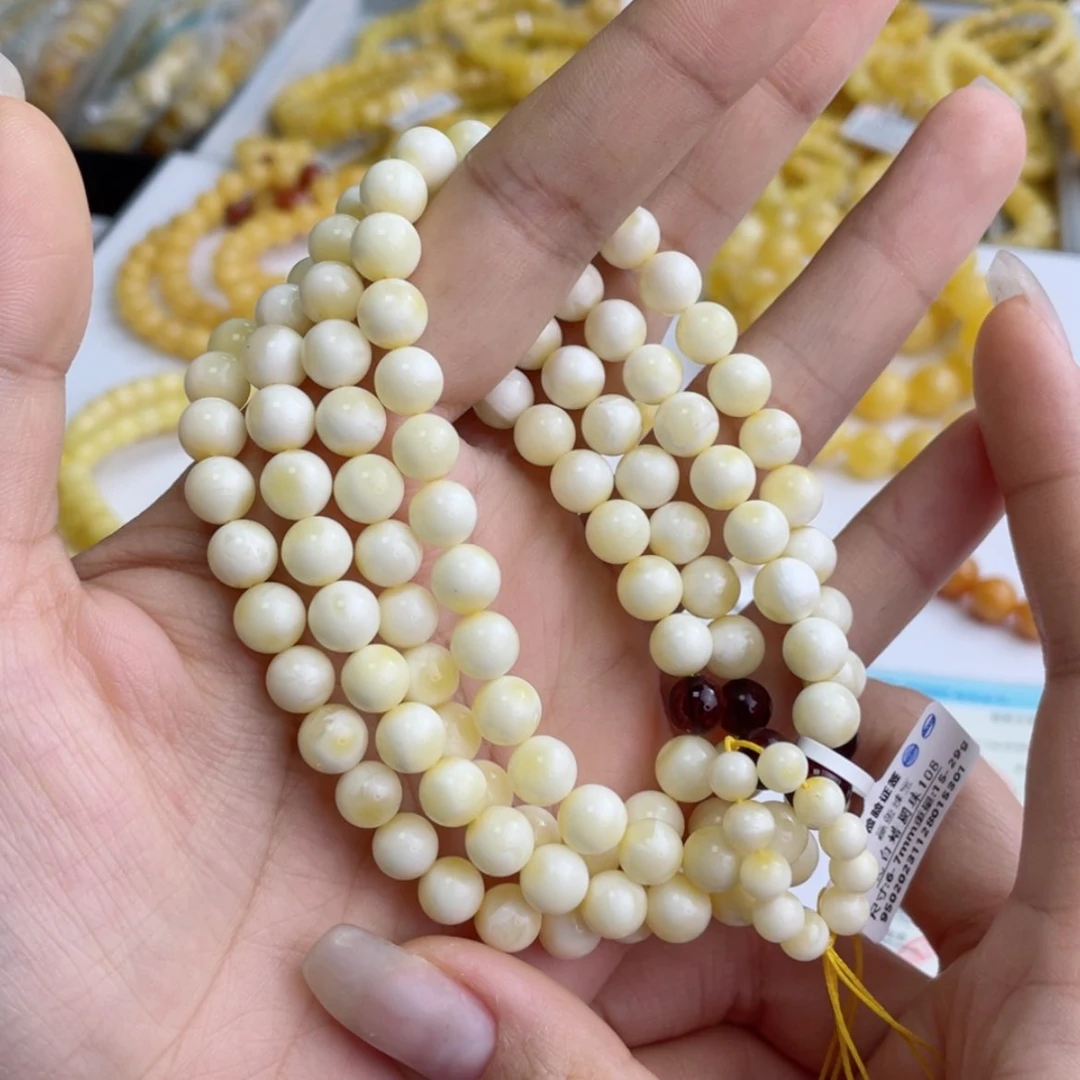 【闪购商品】蜜蜡裸石未镶嵌74