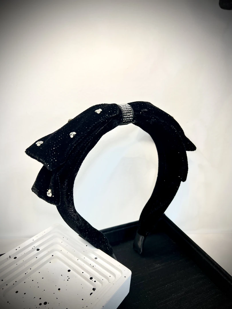 杨大姐推荐《黑蝴蝶》系列闪耀蝴蝶结蓬松甜美减龄24秋冬轻奢头箍