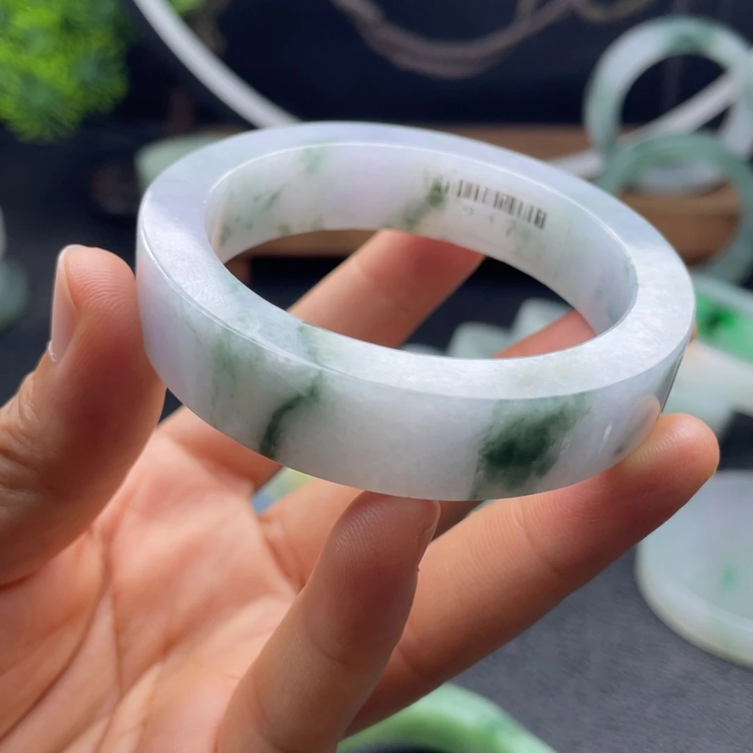定制翡翠不退不换未镶嵌
