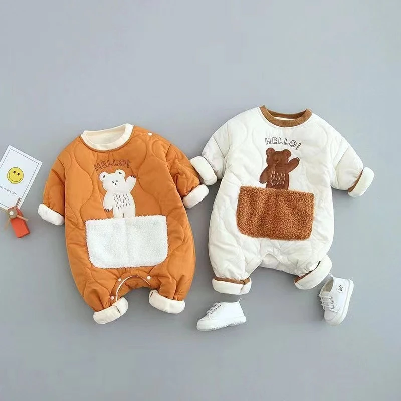 婴幼儿秋冬薄棉加绒挥手熊男宝保暖哈衣