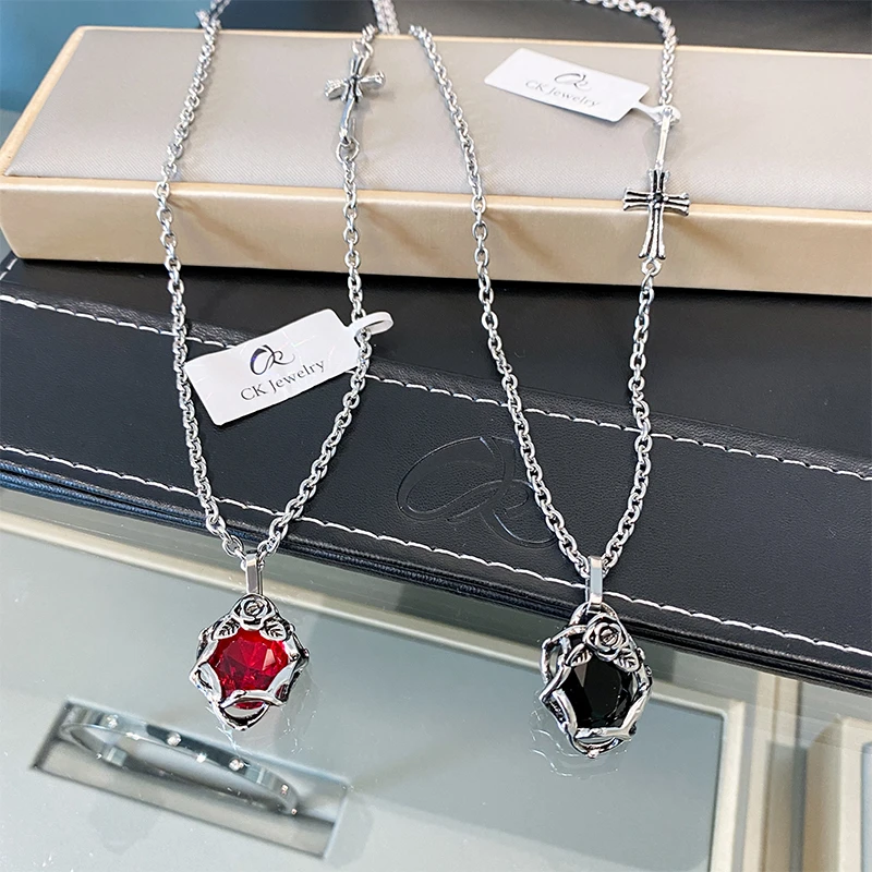 CK 钛钢吊坠 陈伟霆同款荆棘玫瑰吊坠项链情侣小众百搭饰品毛衣链