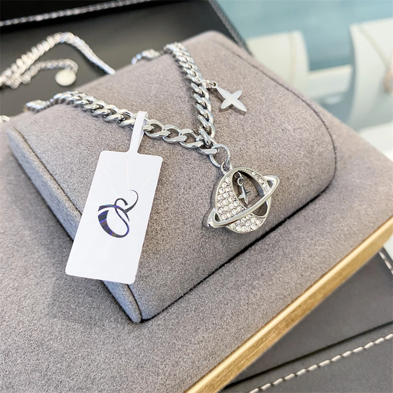 CK 钛钢项链 镶钻星球男女项链小众不褪色情侣毛衣链ins潮