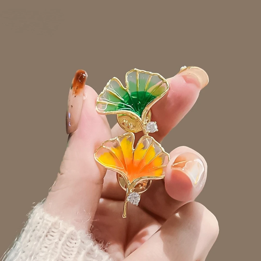 维锦 合金胸针 珐琅彩色枫叶高档胸针女衣领防走光固定扣胸花配饰
