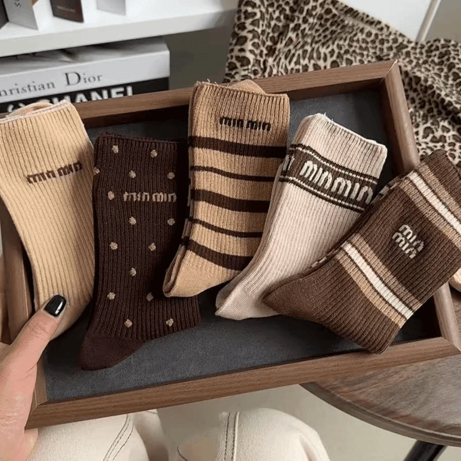 袜子女款秋冬中筒长袜新款条纹堆堆咖色ins时尚纯棉洋气百搭女袜