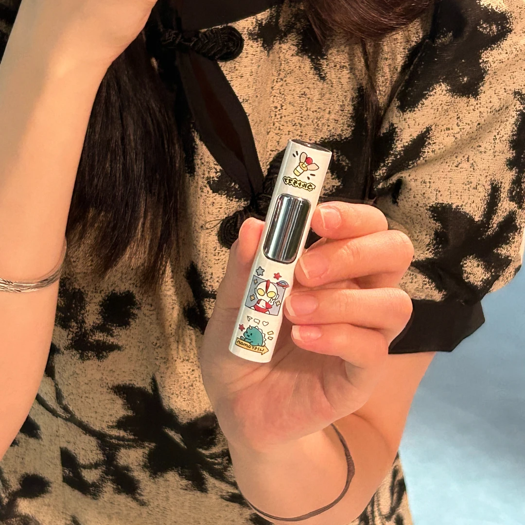 防风网红库洛米迷你卡通彩印迷你圆形按压ins静音打火机炫彩白色