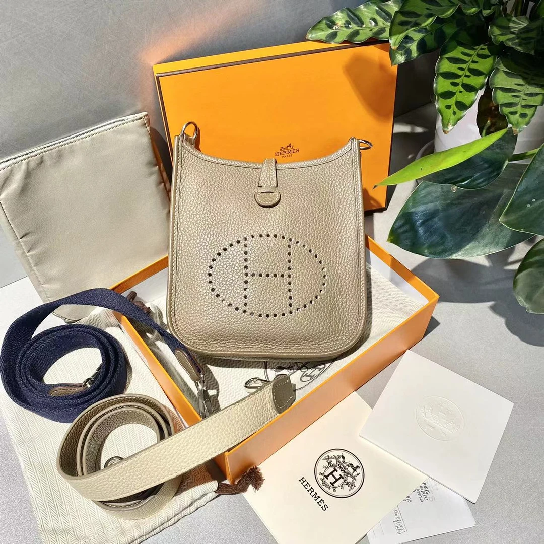 95新 Hermes/爱马仕 爱马仕 大象灰 伊芙琳mini z刻 斜跨包