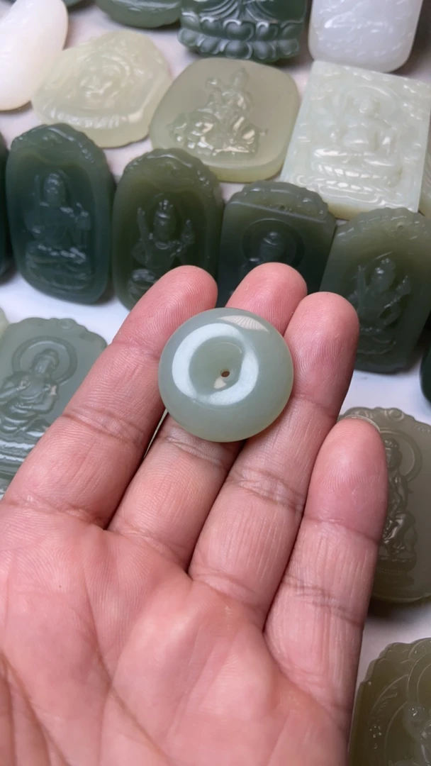 高端和田玉挂件平安扣吊坠平平安安项链手工雕刻仿古光面素款25MM