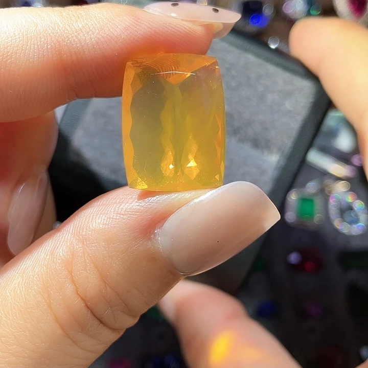 火欧泊裸石未镶嵌17.81ct