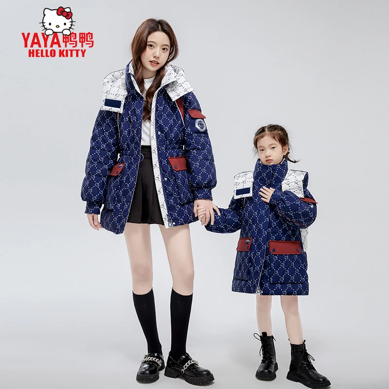 YAYA/鸭鸭【YE2B620605L】 HELL0 KITTY联名中长款保暖冬季羽绒外套