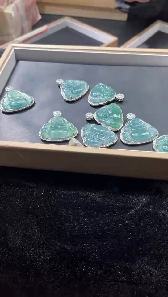 【闪购商品】定制翡翠未镶嵌天然翡翠A货（拍一发一多样性发货）