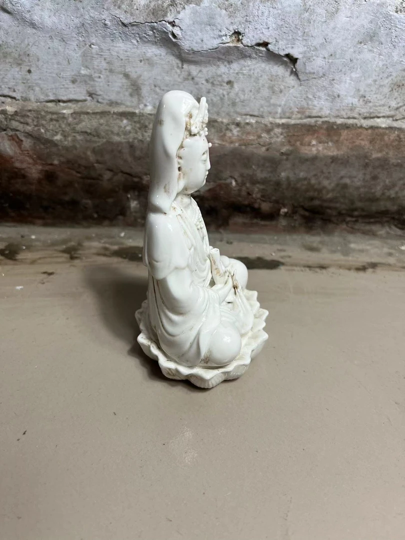 德化瓷白瓷观音一尊