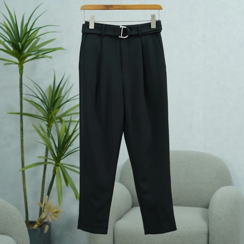 LI丽系列  Z1330   女装时尚撤柜休闲长裤黑色58135101