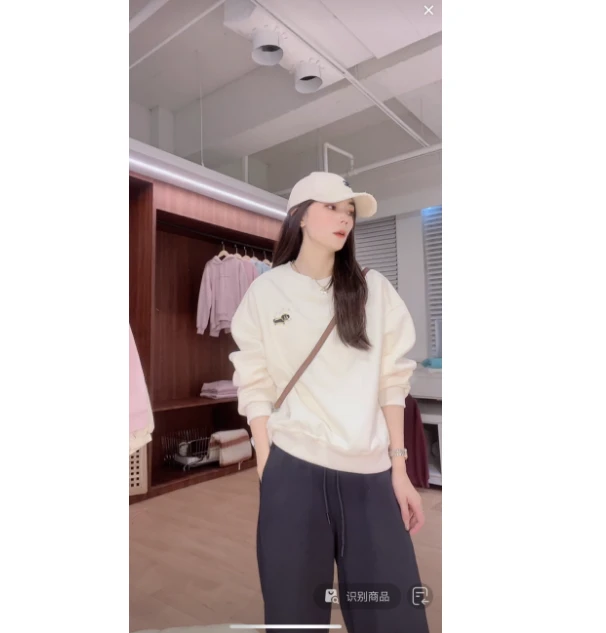 43C11新款显瘦百搭休闲时尚套头印花圆领牙刷绣小狗女士长袖卫衣