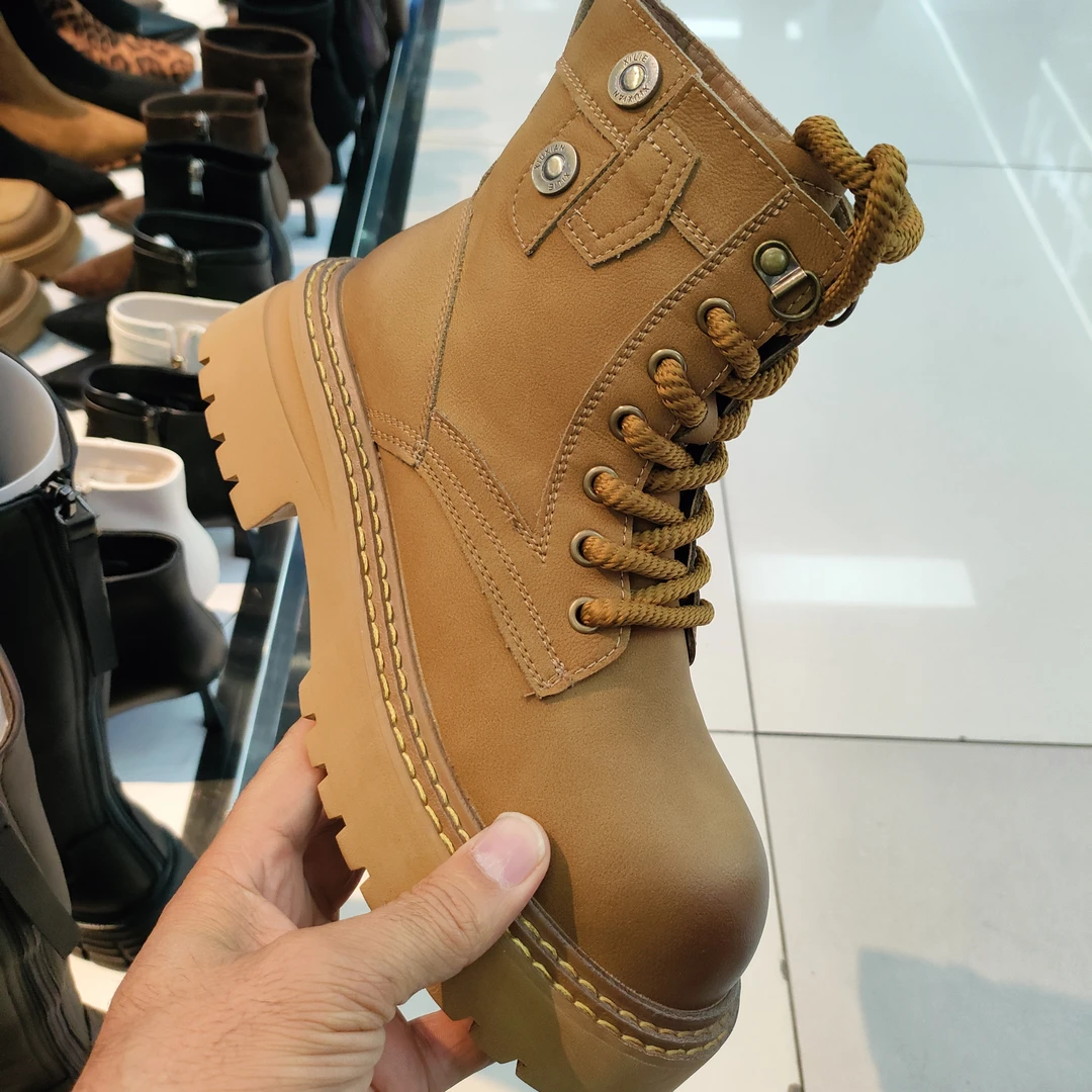 真皮时尚马丁靴女2024秋季新款爆款短靴厚底户外靴