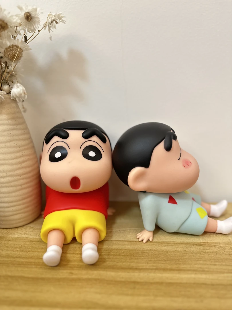 【物屿小新】手办睡袍小新手机支架摆件野原新之助模型公仔