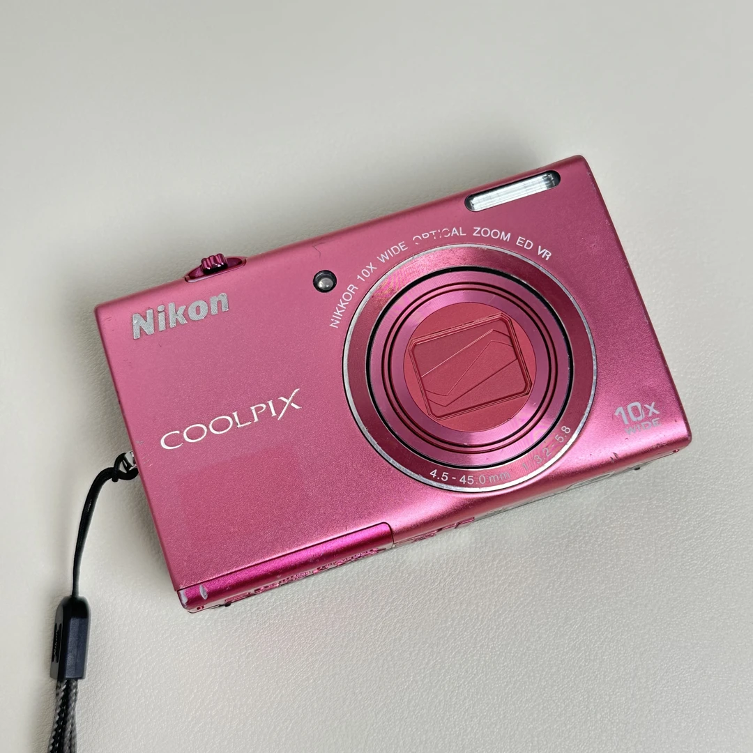 9新 Nikon/尼康 S6200 1600w像素10倍光变 屏幕左侧微黄不影响
