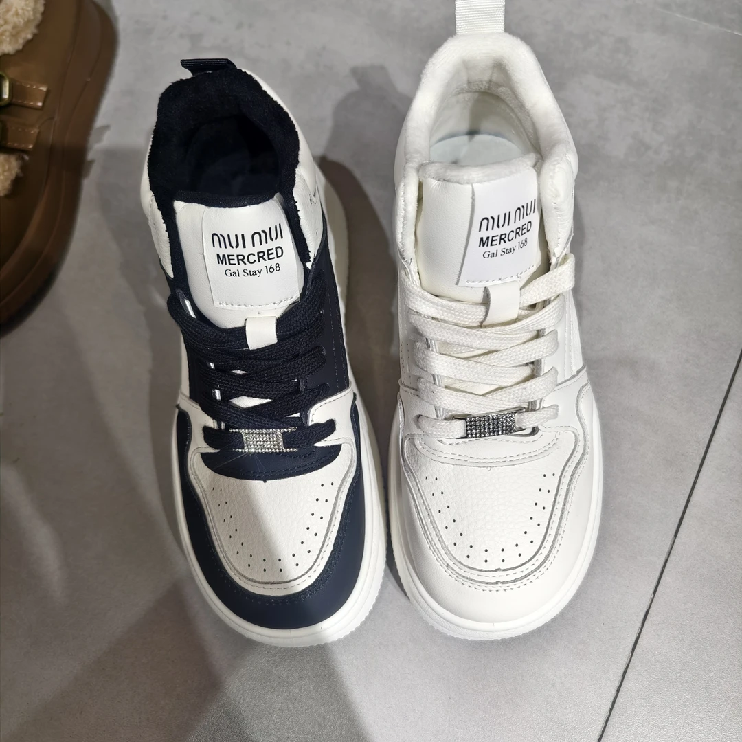 7017-2秋冬女鞋高帮休闲鞋真皮拼色二棉小白鞋高腰薄绒内里板鞋微