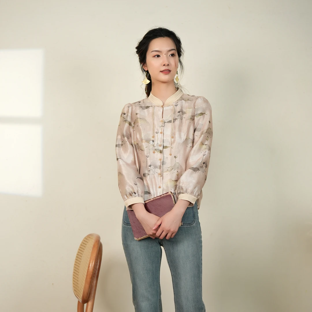 LDCXM1布符冬季新款柳叶领流苏扣衬衫印花新中式国风洋气女