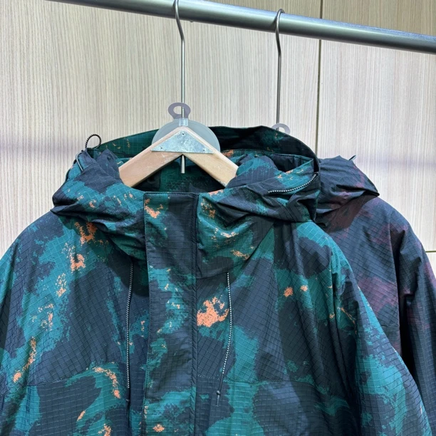 878 879 小众设计潮牌男女同款羽绒服 YR312 CK   素9