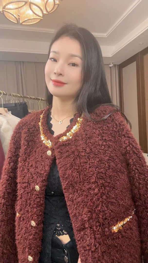 苏丽贝贝毛+纳帕小软皮气质皮毛一体小香风亮片外套秋冬新款--902