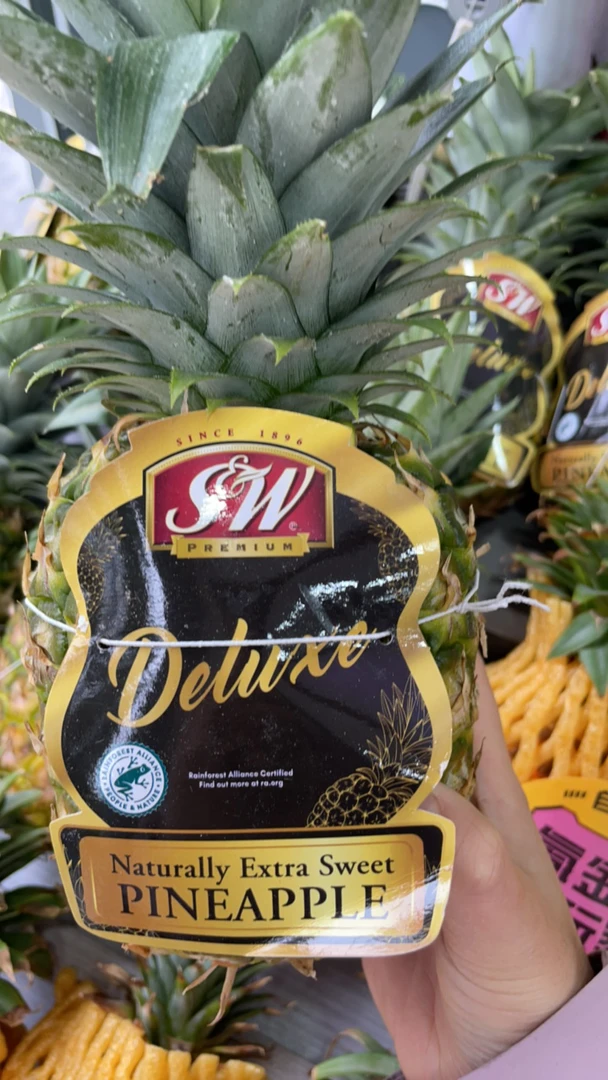 SW黑钻凤梨一个切盒