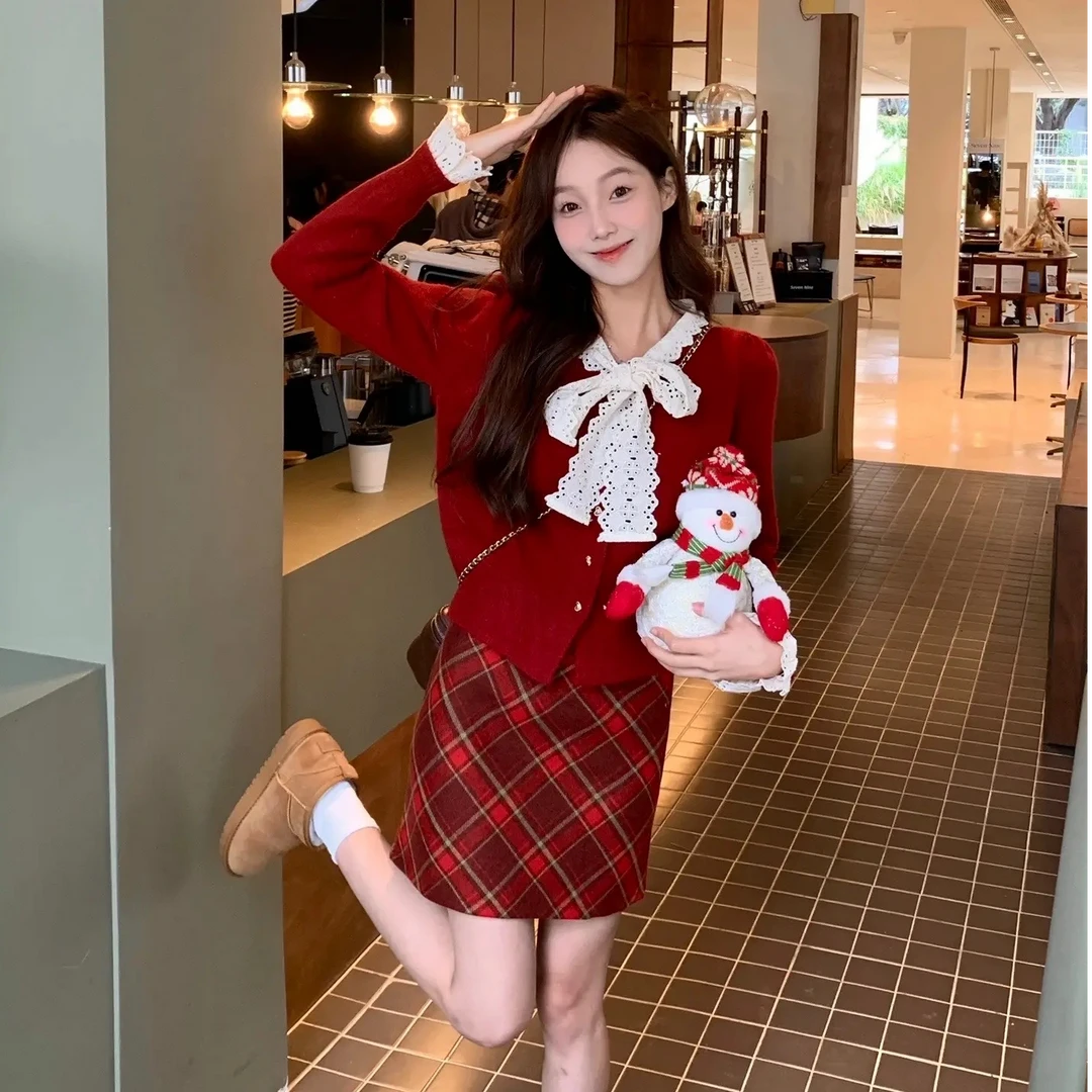 法式甜美系带长袖针织衫女秋冬新款气质减龄显瘦上衣半身裙套装