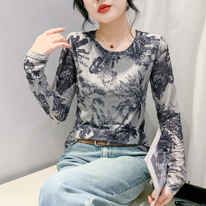 欧洲站t恤女长袖秋装时尚扎染印花网纱打底衫气质紧身显瘦上衣潮