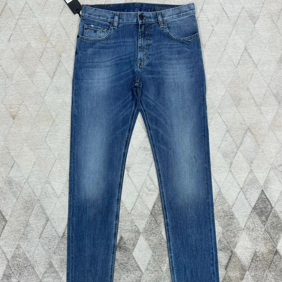 全新未使用  129464 男款杰尼亚原色 logo刺绣牛仔裤