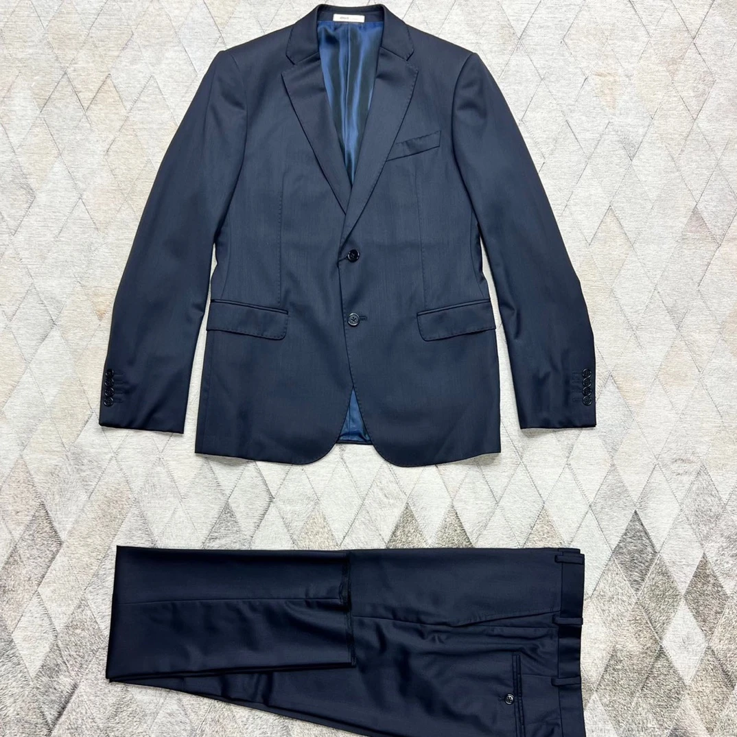 全新未使用 GIORGIO ARMANI/阿玛尼 124152 男款羊毛西服套装